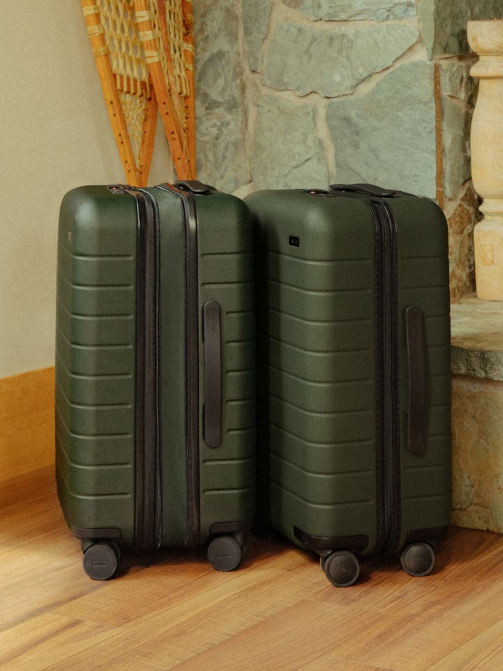 Away green suitcase Outlet