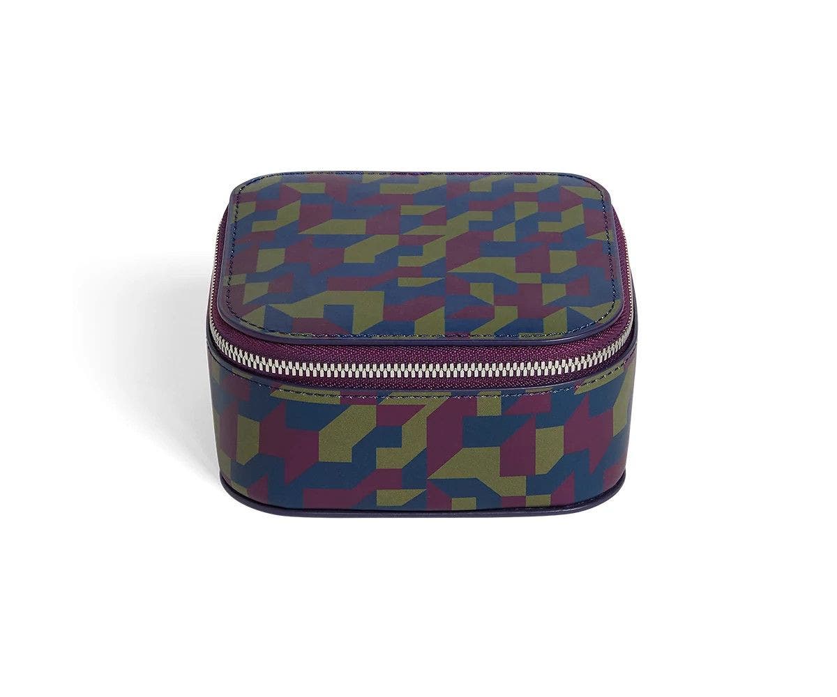 Front view of a black jewelry box zipped with Away logo on zip.
